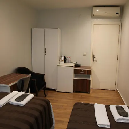 Hotel Garden Hill 3*