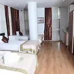 Garden Hill 3*