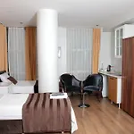 Hotel Garden Hill