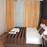Hotel Garden Hill