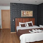 Hotel Garden Hill 3*