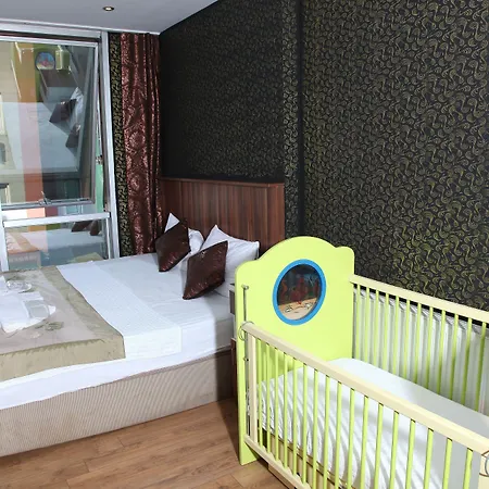 Garden Hill Hotel Istanboel