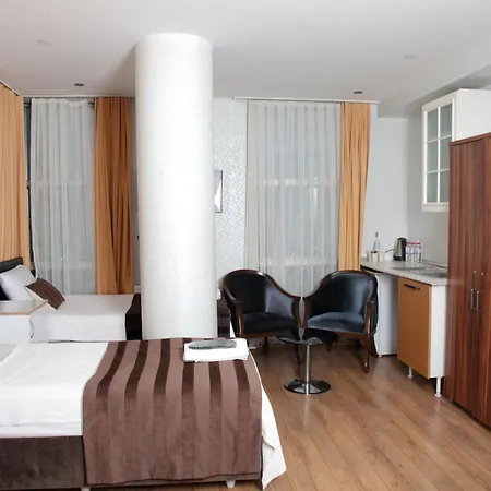 Hotel Garden Hill