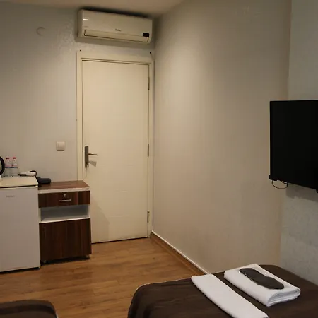 Hotel Garden Hill 3*