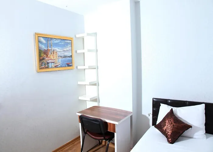 Garden Hill Отель