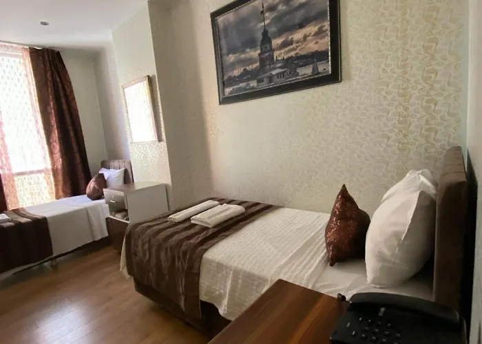 Garden Hill Отель 3*