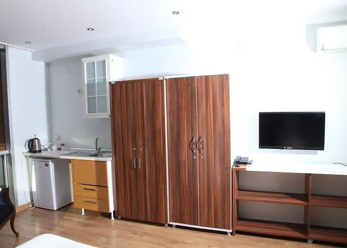 Garden Hill Отель