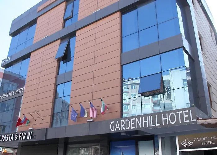 Garden Hill Отель 3*