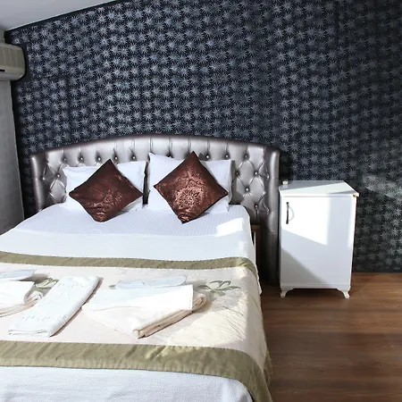 Hotel Garden Hill 3*